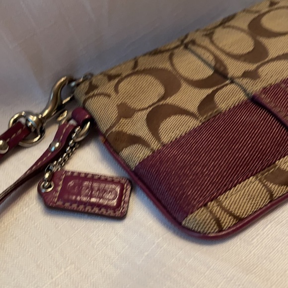 Gentle Used Coach wristlet - Picture 2 of 5